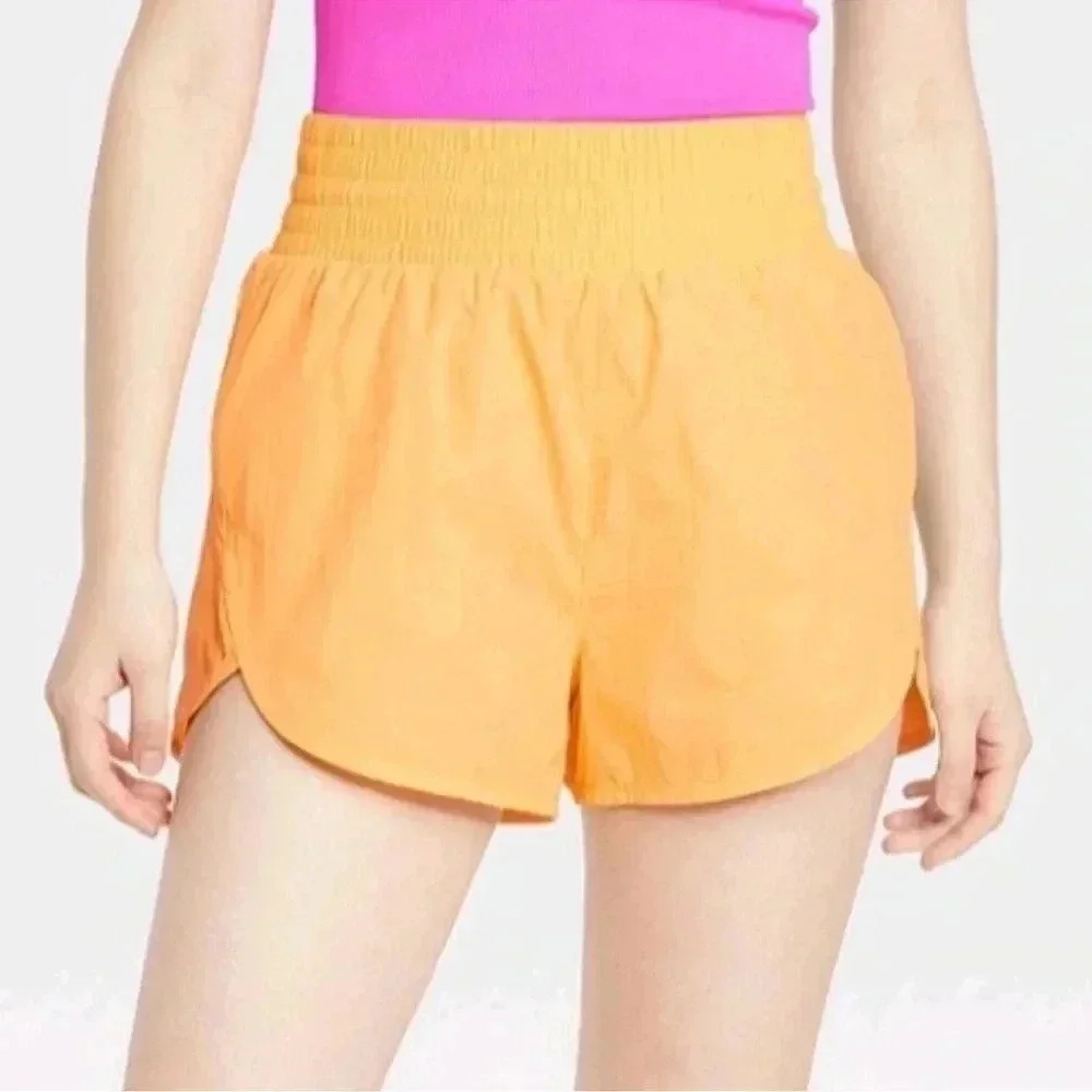 All in Motion Light Orange Athletic Women's High-Rise Crinkle Shorts Size S